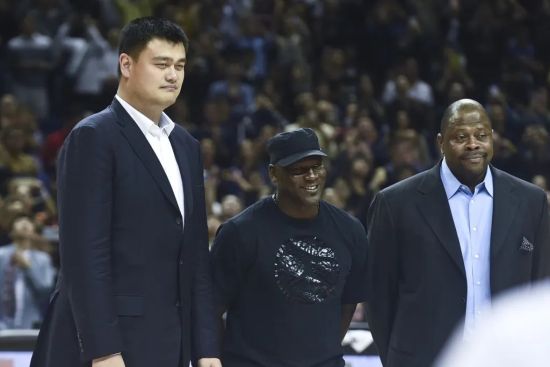 2015NBAйϺվػƷVSɼ촬Ҧǵμг